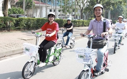 Hợp đồng thuê xe đạp điện ở Hà Nội: Những điều cần biết trước khi ký kết